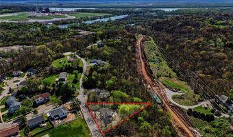 656 Rockwood Dr, Arnold, MO 63010