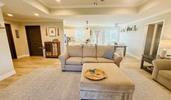 444 Granite Cir, Albertville, AL 35950