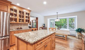 33 Cold Spring Rd, Avon, CT 06001