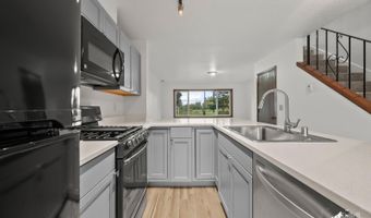 424 E Manor Ave, Anchorage, AK 99501