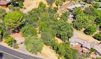 124 Wykoff Dr, Vacaville, CA 95688