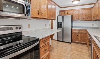 8574 134th St W, Apple Valley, MN 55124