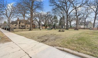907 1st Dr NW, Austin, MN 55912