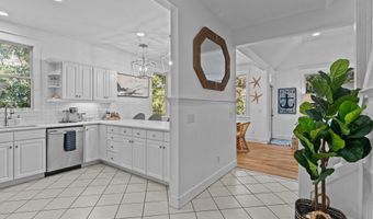 7 Col William Rhett Trl, Bald Head Island, NC 28461