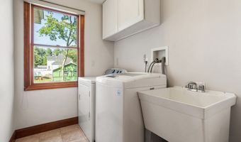 6 South St, Acton, MA 01720