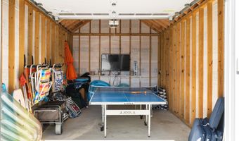 225 4th St, Beach Haven, NJ 08008