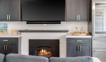 129 Santa Cruz Ave, Aptos, CA 95003