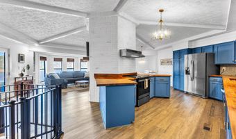 5 Riverwood Ln, Alexander City, AL 35010