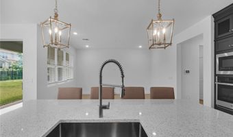 748 CURLY LOCKS Loop, Apopka, FL 32703