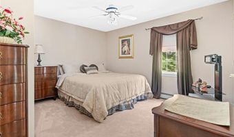 14 Bourget Ct, North Smithfield, RI 02896