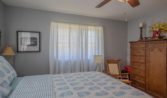 2009 Washington Ave, Baxter Springs, KS 66713