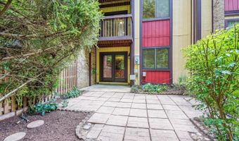 4720 DEER RUN Ct, Alexandria, VA 22306