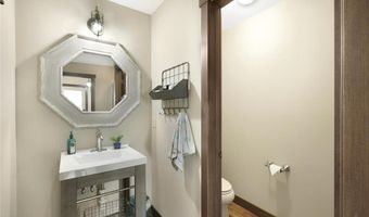 3420 Fairview Ave N, Arden Hills, MN 55112