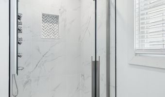 217 N Bay Dr, Bayville, NJ 08721