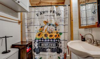 3110 Chigger Ridge Rd, Birdseye, IN 47513