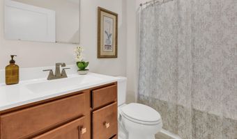 2030 Wexley Dr, Boiling Springs, SC 29316