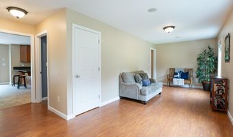33 Hobart Hill Rd, Brookline, NH 03033