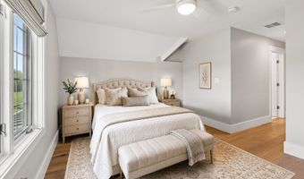 1 Cobtail Way, Bedford, NH 03110