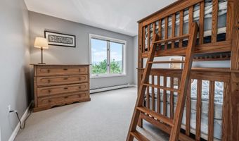 46 Ammonoosuc Dr, Bartlett, NH 03812