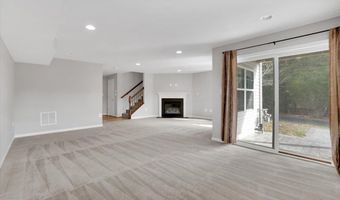 41625 BROXBOURNE Ter, Aldie, VA 20105