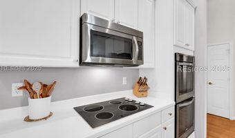 13 Preacher Ct, Bluffton, SC 29909