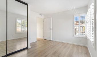6948 Sandpiper Pl, Carlsbad, CA 92009