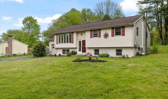 22 Terrace Dr, Montville, CT 06370