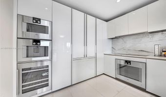 10201 Collins Ave 305, Bal Harbour, FL 33154