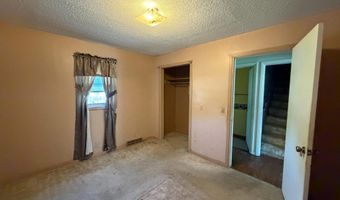 308 E 1st St, Ainsworth, NE 69210