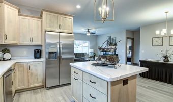 1372 Pebble Beach Dr Lot 163, Altoona, WI 54720