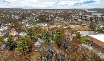 22 Parker St, Bangor, ME 04401