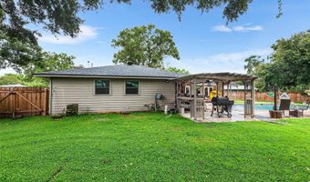 204 ESSARY St N, Auburndale, FL 33823