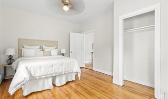 1250 Cranston St, Cranston, RI 02905