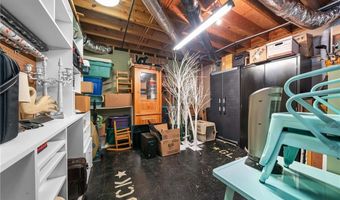 748 Northwoods Dr, Ball Ground, GA 30107