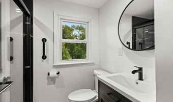 578 Woonasquatucket Ave, North Providence, RI 02911