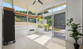 99-1019 Lauole St, Aiea, HI 96701