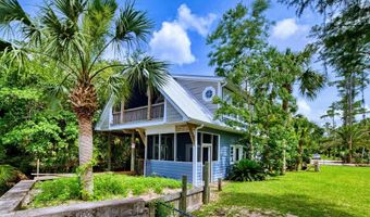 162 Pogy Rd, Apalachicola, FL 32320