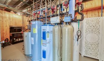 303 Sled Run Rd, Bozeman, MT 59715