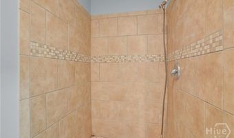 12 Majestic Oaks Cir, Savannah, GA 31406