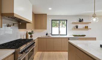 2465 Garfield St, Carlsbad, CA 92008