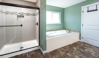 2000 NE SUMMIT Dr, Albany, OR 97321