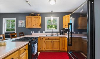 12 Dominic Dr, Barrington, NH 03825