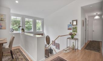 6322 WALHONDING Rd, Bethesda, MD 20816