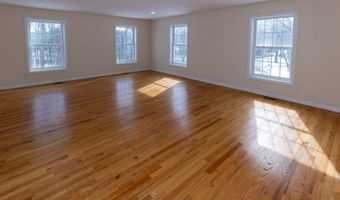 85 McVeagh Rd, Westbrook, CT 06498