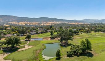 868 Live Oak Dr, Angels Camp, CA 95222