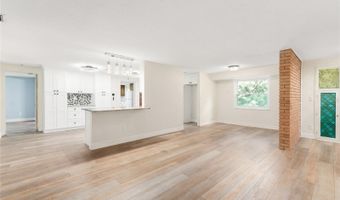 405 OAKHURST St, Altamonte Springs, FL 32701