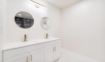 5064 Spencer St A, Las Vegas, NV 89119