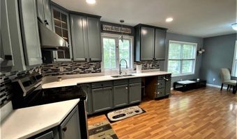 303 Reservoir Ave, Lincoln, RI 02865