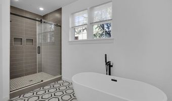 2670 BRADDOCK St, Philadelphia, PA 19125