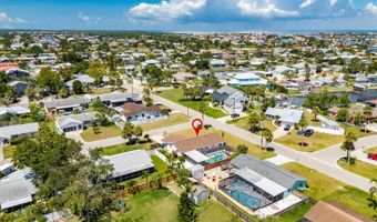 635 Jamaica Cir E, Apollo Beach, FL 33572